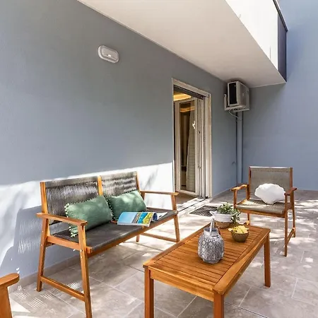 Nuras - Casa Cathay Center Apartment